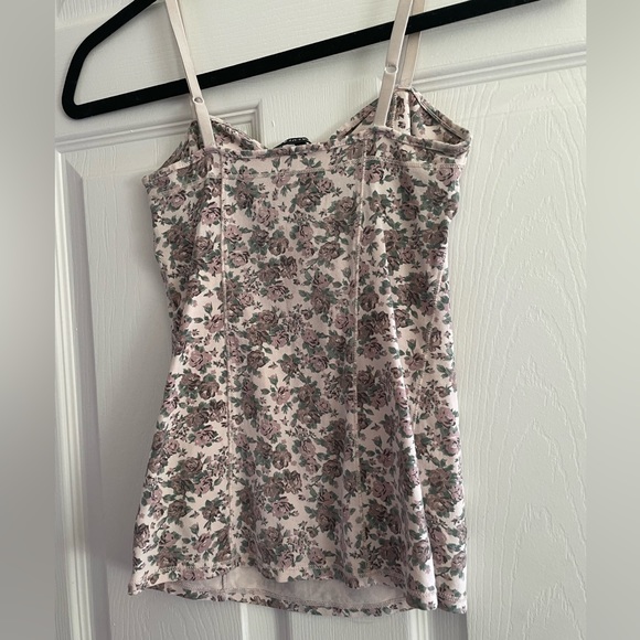 Aritzia Talulah Floral Tank Top - Picture 2 of 2